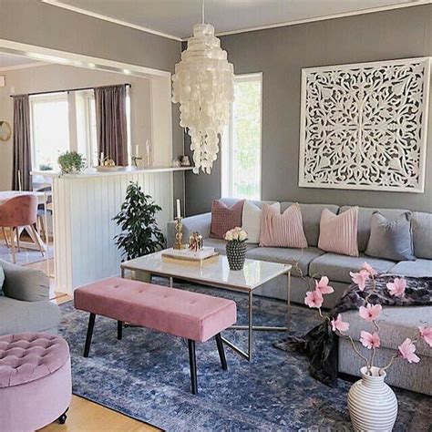 ↬ Pinterest Majestygang13 ↫ Pink Living Room Interior Wall