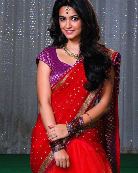Beautiful Saree Beautiful Bride Iranian Beauty Indian Face Kriti