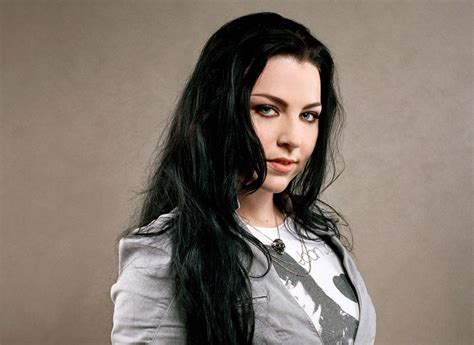 Amy Lee Talks On Evanescences Rap Influenced Song Bring