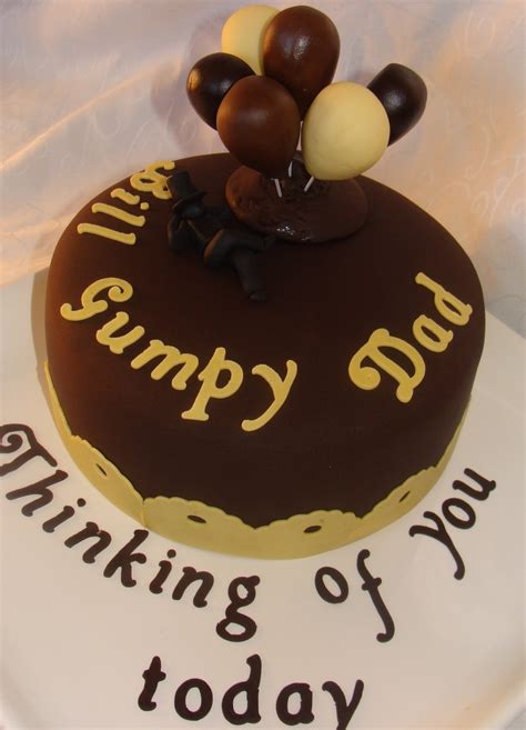 Our providers have special chefs and bakers, who design startling cakes to make your anniversary day special. Family Anniversary Cake - CakeCentral.com