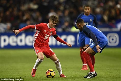 Ethan ampadu rating is 68. Ethan Ampadu can mature into a player like Rio Ferdinand ...