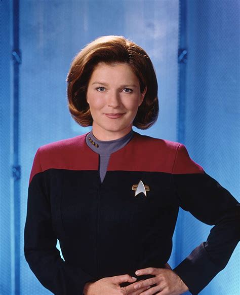 Imagini Star Trek Voyager 1995 Imagine 2 Din 19 Cinemagiaro