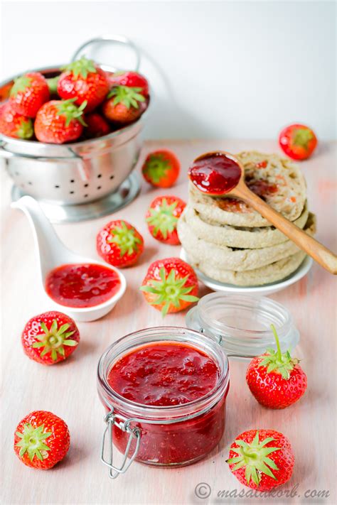 This is by far the easiest recipe i have found for strawberry jam without using a pectin. Easy Homemade Strawberry Jam Recipe Without Pectin - Masalakorb