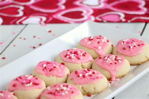 Melt Away Vanilla Frosted Cookies My Incredible Recipes
