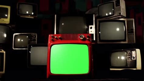 Old Tv Set With Green Screen Fading To Black Background 4k Version