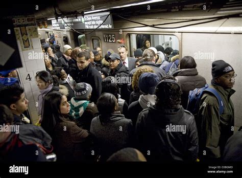 Nyc Subway System Is Jammed During The Evening Rush Hour Grand Central