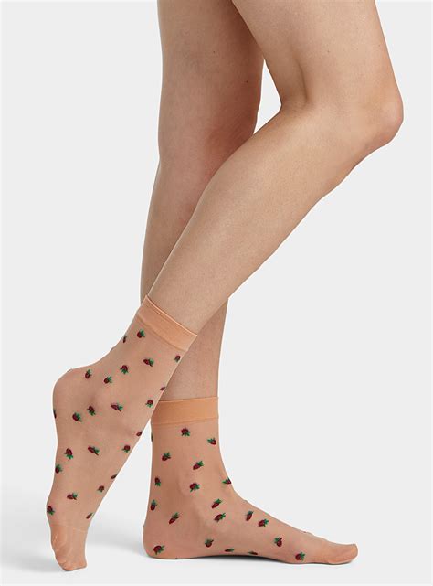 wildberry sheer pantyhose pretty polly shop women s patterned pantyhose online simons