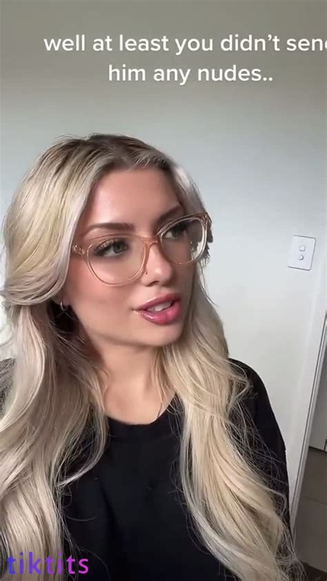 Blonde Latina Glasses