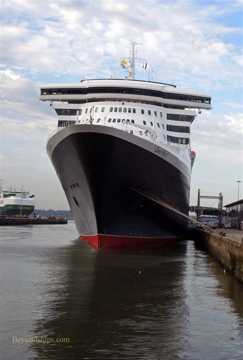 Titanic vs oasis of the seas, titanic contro la più grande nave da crociera di oggi. Symphony Of The Seas Vs Allure Of The Seas - Cruise Gallery