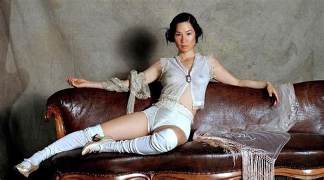 Actressbrasize Lucy Liu Bra Size And Body Measurements