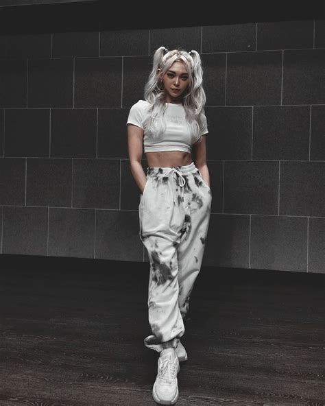 ༄ཻ⊹ 𝐤-𝐩𝐨𝐩 ☕ ̖́- ꒰ 𝑵𝐞𝐧𝐚 ╴╴╴╴╴ 🍃 ;; @nena_nnm3 ️🎀 | Casual dance outfits