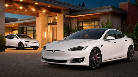 Buy the newest tesla products in malaysia with the latest sales & promotions ★ find cheap offers ★ browse our wide selection of products. Tesla Rolls Out 8.1 Autopilot Upgrade for Model S, Model X ...