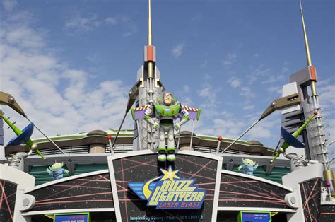 Buzz Lightyear Laser Blast Toystory Ride Attraction Disneyland