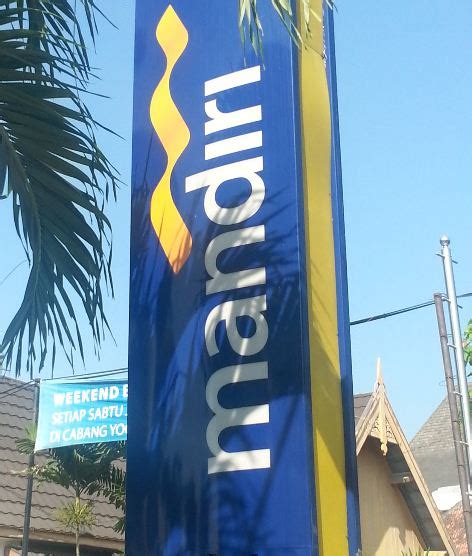 Bank sebesar btn tidak ada yang buka hari sabtu dan minggu? Mandiri weekend Banking Yogyakarta, Buka Hari Sabtu Minggu ...