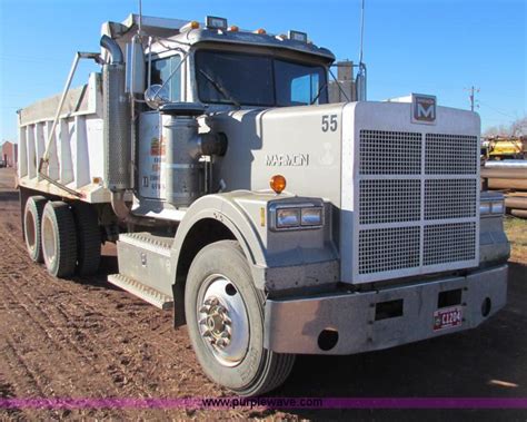 1985 Marmon Dump Truck In Wakita Ok Item E8301 Sold Purple Wave