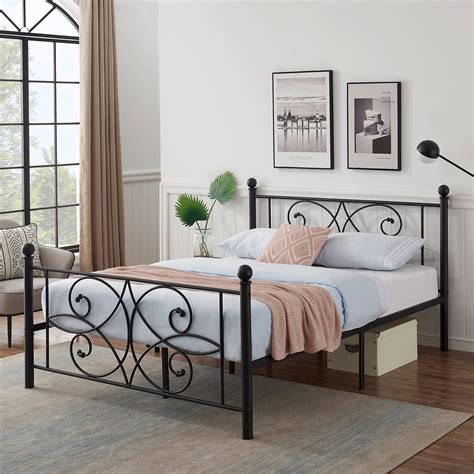 Designed with a lavish modern style, this platform bed has a ribbed tufted headboard and oak colored legs that make it the perfect statement. VECELO Full Size Traditional Metal Bed Frame/Platform Bed ...