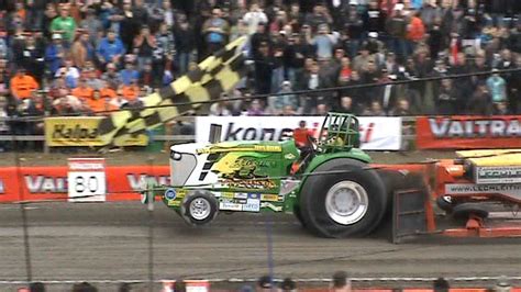 tractor pulling european championships 2011 youtube