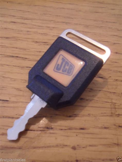 Its wrongly called programming a key but in fact, no key gets programmed by itself, its the car that gets programmed. Jcb Original Genuine Key With Transponder P/n 332/C7608 ...