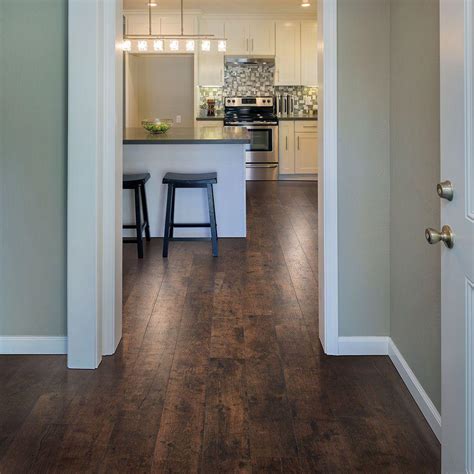 It is the largest laminate flooring manufacturer in the united states and also produces hardwood variety: Pergo Max Handsed Richland Hickory Laminate Flooring ...