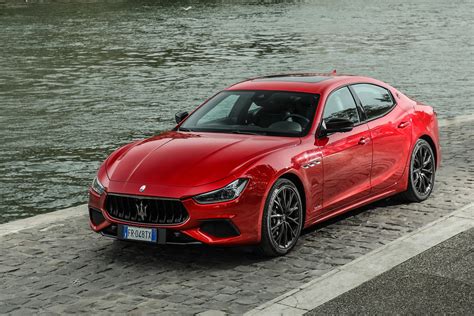 Mc20 means maserati corse 2020 and celebrates that the brand will return to racing. Une Maserati Ghibli hybride en 2020, puis trois ...