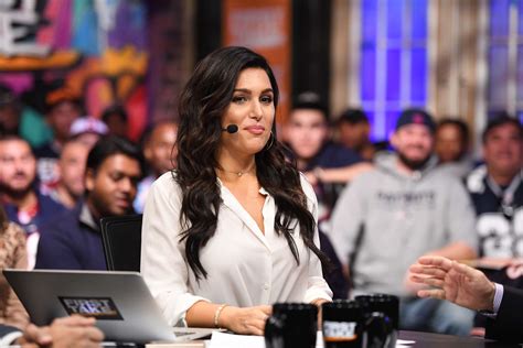 Espn Sports Anchor Molly Qerim Opens Up About Endometriosis To Help