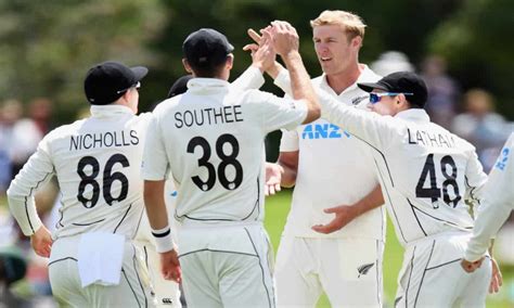 This england cricket live stream is available on all mobile devices, tablet, smart tv, pc or mac. NZ vs Pak, 2nd Test: Jamieson Takes Five To Blunt Azhar's ...