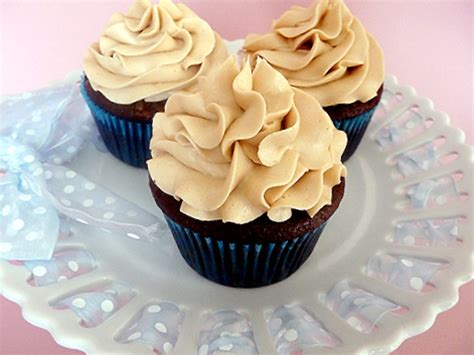 Smooth, creamy, and with the perfect kick of coffee, you'll flip for this espresso buttercream. Mocha Cupcakes with Espresso Buttercream Frosting ...