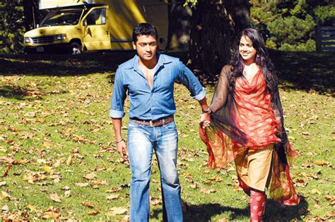 Direction | gautham vasudev menon. Vaaranam Aayiram - Sameera Reddy and Surya in Varnam ...