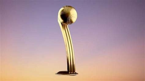 Qu Est Ce Que Le Troph E Ballon D Or D Cern Lors De La Coupe Du