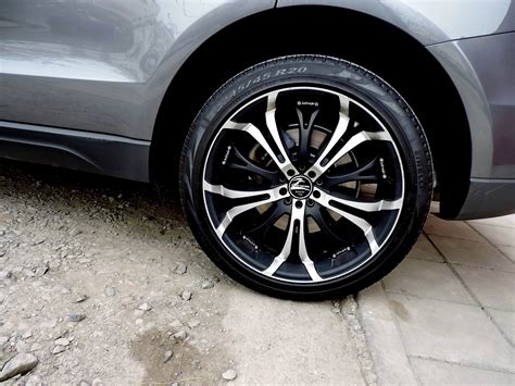Free Picture Alloy Aluminum Modern Tire Car Wheel Automobile