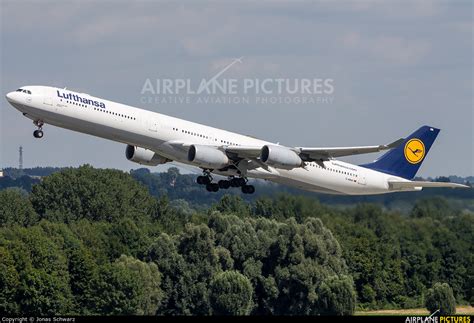 D Aiha Lufthansa Airbus A340 600 At Munich Photo Id 809335