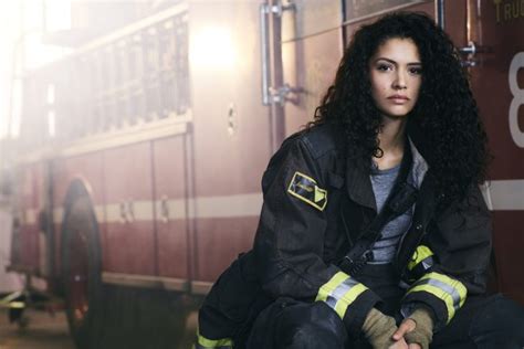 Miranda Rae Mayo Talks ‘chicago Fire Exclusive Interview Tell Tale Tv