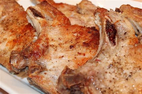Main thing with thin cuts of meat is not to overcook them, but with pork, as you probably know, it is important it's cooked all the way through. The Best Recipes for Thin Pork Chops - Home, Family, Style ...