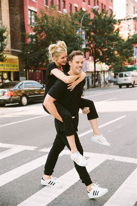 Barefoot Blonde Amber Fillerup In Free People V Neck And J Brand Jeans Couple Goals Love Couple