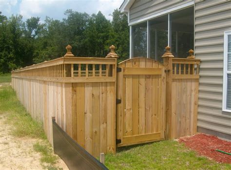 Wood Privacy Fence Gates Design Ideas