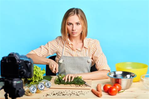 Female Nutrition Expert Chopping Fresh Vegetables Cooking Dietary Meal