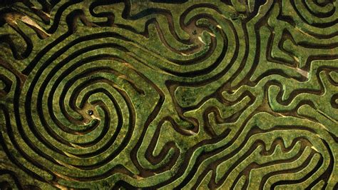 The Puzzling Difference Between Mazes And Labyrinths