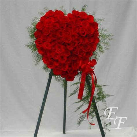 Ftd sympathy funeral flower arrangements. Solid Rose Bleeding Heart EF 202-T1 | Essex Florist ...