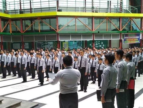 Berdasarkan penelusuran warta kota, gaji pawang anjing pelacak di bnn tercatat cukup tinggi. Inilah 5 Sekolah Khusus Kaum Sultan di Indonesia, Semua ...