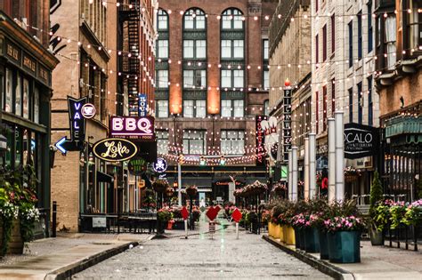 The History Of Clevelands East 4th Street Comes To Life In These Pics