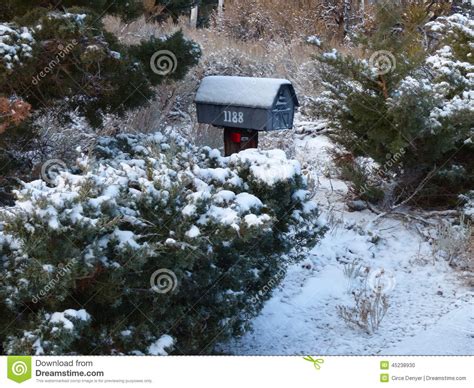 House Mailbox Snow Hedge Stock Photo Image Of House 45238930