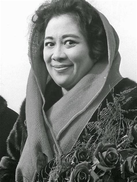 Biodata Fatmawati Lengkap Umur Dan Agama Istri Soekarno Penjahit