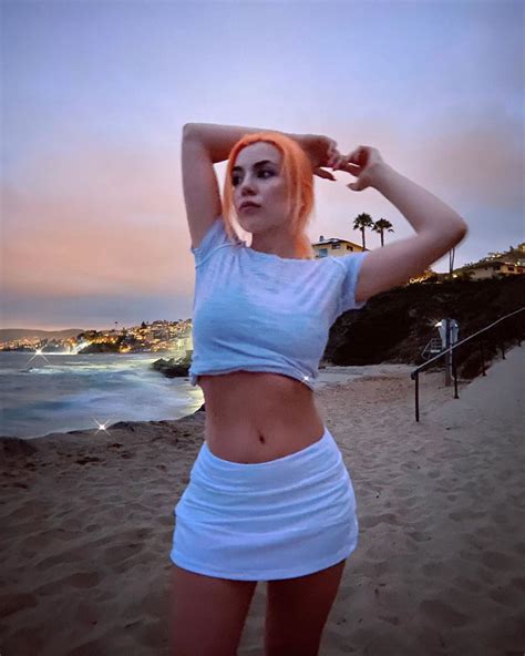 Albums Wallpaper Picture Of Ava Max Completed