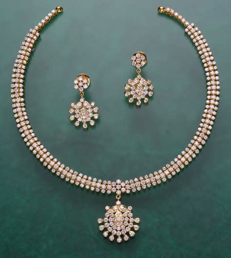 Gorgeous Diamond Necklace Set Mangatrai Pearls And Jewellers