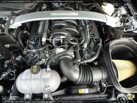 52 Liter Dohc 32 Valve Ti Vct Flat Plane Crank V8 2017 Ford Mustang