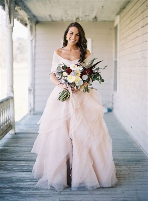 51 Stunning Barn Wedding Dresses Weddingomania