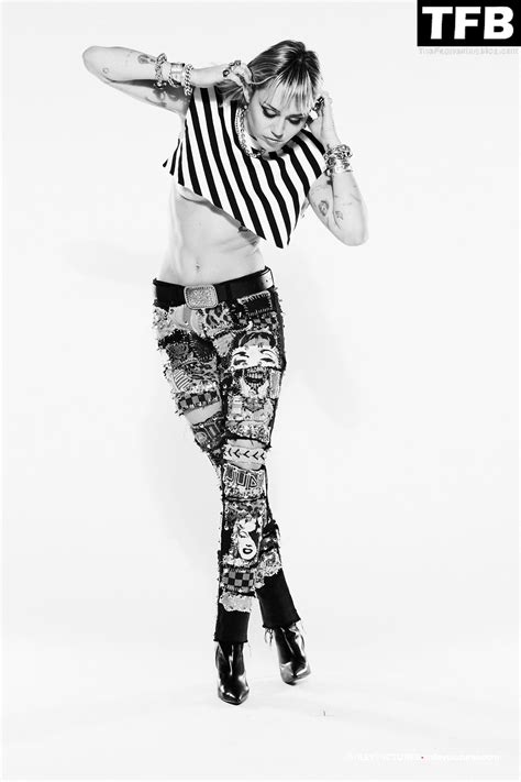 Miley Cyrus Nude & Sexy - “She Is Here” Outtakes (47 Photos) - OnlyFans