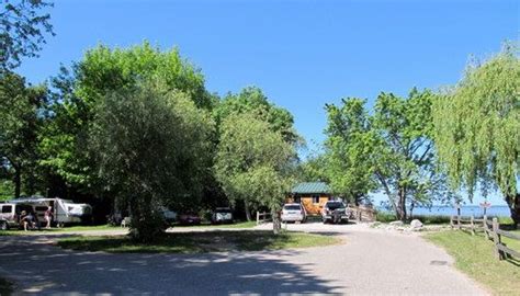 Maybe you would like to learn more about one of these? Tawas Point State Park | State parks, Beachfront, Country ...