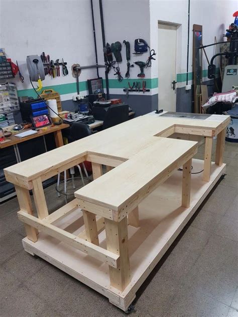 See more ideas about woodworking plans, woodworking, woodworking projects. Woodworking Bench - Woodworking Bench Plans | Garage work ...