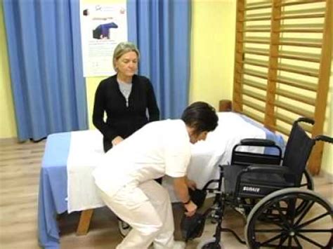 Come aiutare una persona a trasferirsi dal letto alla c ...